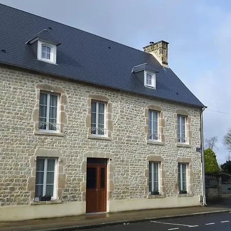 D'hotes Et Table D'hotes- Valentine 44 Sainte-Mère-Église