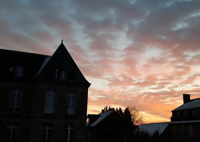 D'hotes Et Table D'hotes- Valentine 44 Sainte-Mère-Église