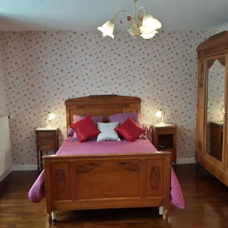 Alojamento de Acomodação e Pequeno-almoço D'hôtes Et Table D'hôtes- Valentine 44 Sainte-Mère-Église