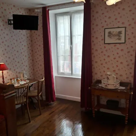 D'hôtes Et Table D'hôtes- Valentine 44 Couette-café
