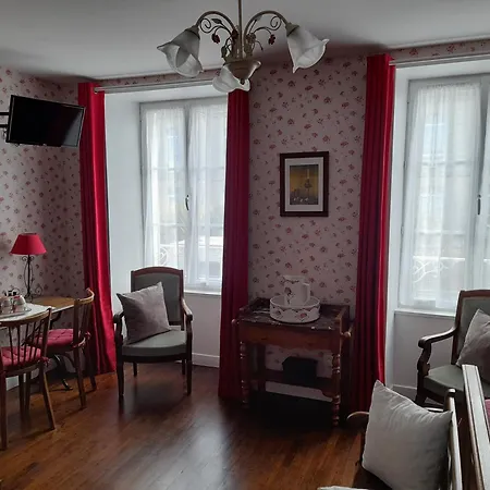 D'hotes Et Table D'hotes- Valentine 44 住宿加早餐酒店 3*
