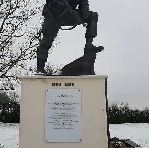 D'hotes Et Table D'hotes- Valentine 44 Frühstückspension Sainte-Mère-Église