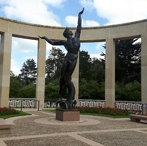 D'hôtes Et Table D'hôtes- Valentine 44 3*